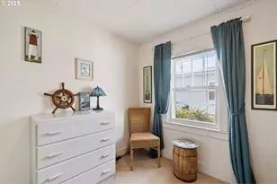 210 Cypress Ave, Garibaldi, OR 97118 - Photo 18