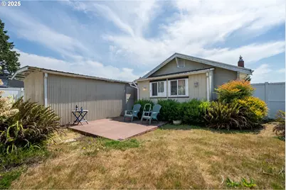 210 Cypress Ave, Garibaldi, OR 97118 - Photo 24