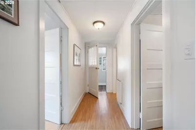 210 Cypress Ave, Garibaldi, OR 97118 - Photo 16