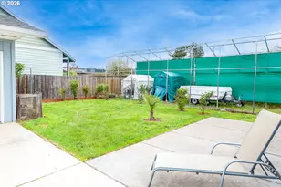 3430 E St, Springfield, OR 97478 - Photo 32