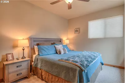 56340 Solar Dr, Bend, OR 97707 - Photo 30