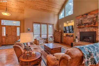 56340 Solar Dr, Bend, OR 97707 - Photo 10