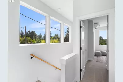 7572 SW 31st Ave, Portland, OR 97219 - Photo 12
