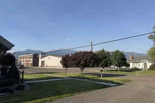 203 NE 1st St, Enterprise, OR 97828 - Photo 28