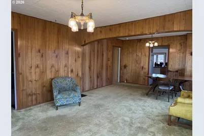203 NE 1st St, Enterprise, OR 97828 - Photo 12