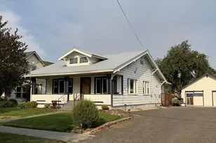 203 NE 1st St, Enterprise, OR 97828 - Photo 2