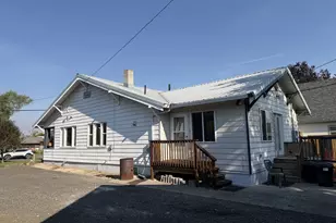 203 NE 1st St, Enterprise, OR 97828 - Photo 6