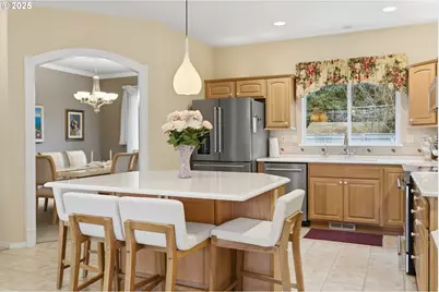 158 SW 105th Ter, Portland, OR 97225 - Photo 8