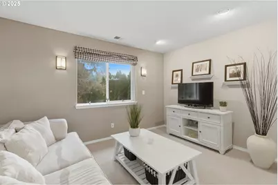 158 SW 105th Ter, Portland, OR 97225 - Photo 22