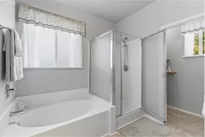 158 SW 105th Ter, Portland, OR 97225 - Photo 16