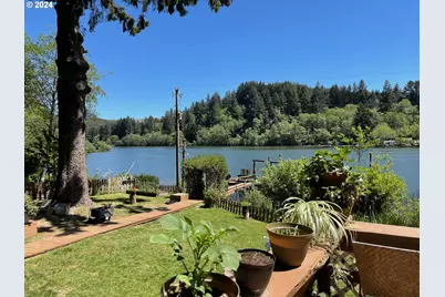 83126 Siltcoos Station Rd, Westlake, OR 97493 - Photo 32