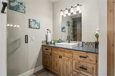 16368 SW Hat Rock Loop, Powell Butte, OR 97753 - Photo 38