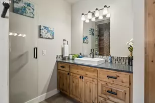 16368 SW Hat Rock Loop, Powell Butte, OR 97753 - Photo 38