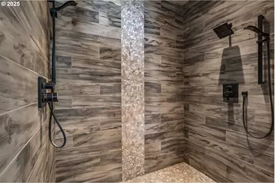 16368 SW Hat Rock Loop, Powell Butte, OR 97753 - Photo 36