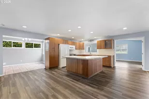 1275 NE Country Club Ave, Gresham, OR 97030 - Photo 4