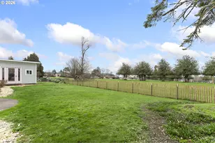 1275 NE Country Club Ave, Gresham, OR 97030 - Photo 28