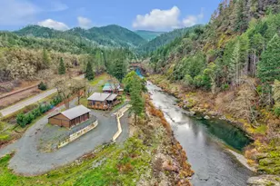 4696 Cow Creek Rd, Riddle, OR 97469 - Photo 2