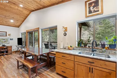 4696 Cow Creek Rd, Riddle, OR 97469 - Photo 18