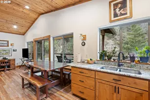 4696 Cow Creek Rd, Riddle, OR 97469 - Photo 18