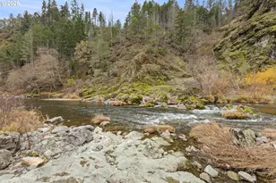 4696 Cow Creek Rd, Riddle, OR 97469 - Photo 48