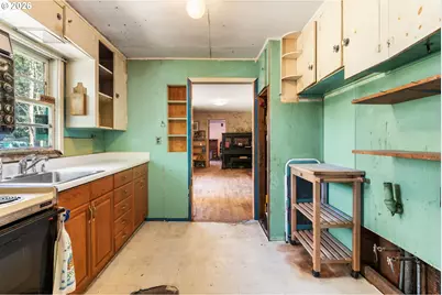 16434 NE Multnomah St, Portland, OR 97230 - Photo 8