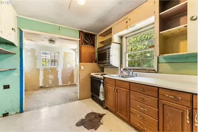 16434 NE Multnomah St, Portland, OR 97230 - Photo 10