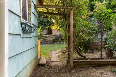 16434 NE Multnomah St, Portland, OR 97230 - Photo 4