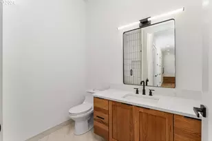 9316 NW Hardy Ave, Portland, OR 97231 - Photo 16