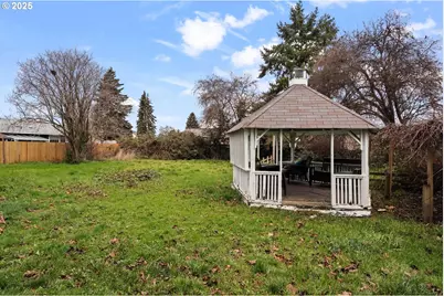 9311/9315 SE Grant St, Portland, OR 97216 - Photo 28