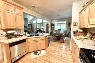 19244 Cantata Dr, Oregon City, OR 97045 - Photo 6