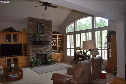 19244 Cantata Dr, Oregon City, OR 97045 - Photo 4