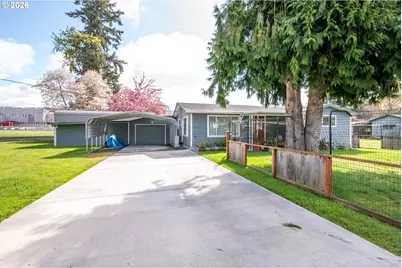 722 2nd Ave, Castle Rock, WA 98611 - Photo 1