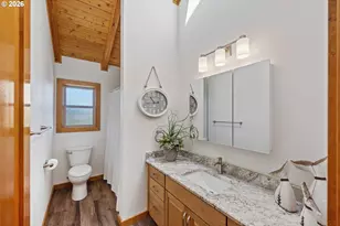 2460 Stephanie Ln, North Bend, OR 97459 - Photo 12
