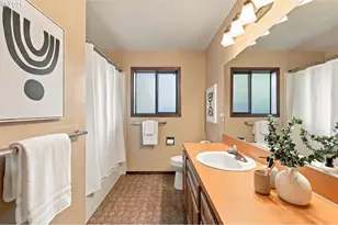7875 Blinkhorn Way, Gladstone, OR 97027 - Photo 28