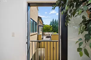 2883 Lord Byron Pl, Eugene, OR 97408 - Photo 10