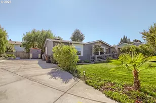 244 NW Hayden Ct, Hillsboro, OR 97124 - Photo 2