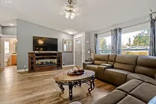 244 NW Hayden Ct, Hillsboro, OR 97124 - Photo 6