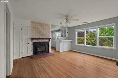 357 W Niagara Ave, Astoria, OR 97103 - Photo 4