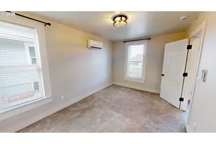 412 E 11th St, The Dalles, OR 97058 - Photo 6
