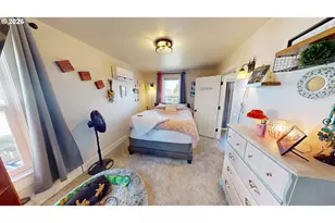 412 E 11th St, The Dalles, OR 97058 - Photo 12