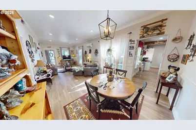 412 E 11th St, The Dalles, OR 97058 - Photo 10