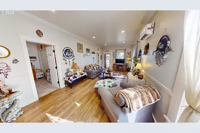 412 E 11th St, The Dalles, OR 97058 - Photo 4