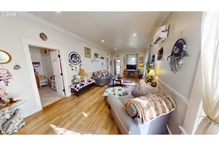 412 E 11th St, The Dalles, OR 97058 - Photo 4