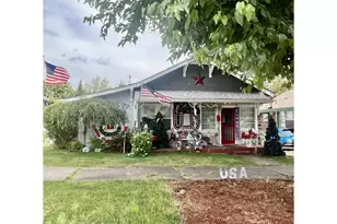 549 NE Nash St, Roseburg, OR 97470 - Photo 1