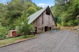 769 Deans Creek Rd, Reedsport, OR 97467 - Photo 38