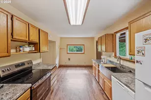 769 Deans Creek Rd, Reedsport, OR 97467 - Photo 10