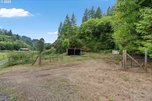 769 Deans Creek Rd, Reedsport, OR 97467 - Photo 32