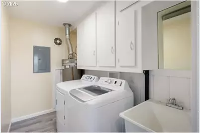 450 Hunsaker Ln, Eugene, OR 97404 - Photo 40