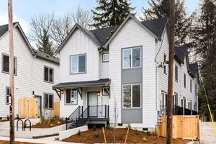 8632 SW 21st Ave, Portland, OR 97219 - Photo 2