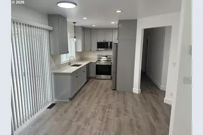 905 Monroe St, Harrisburg, OR 97446 - Photo 12